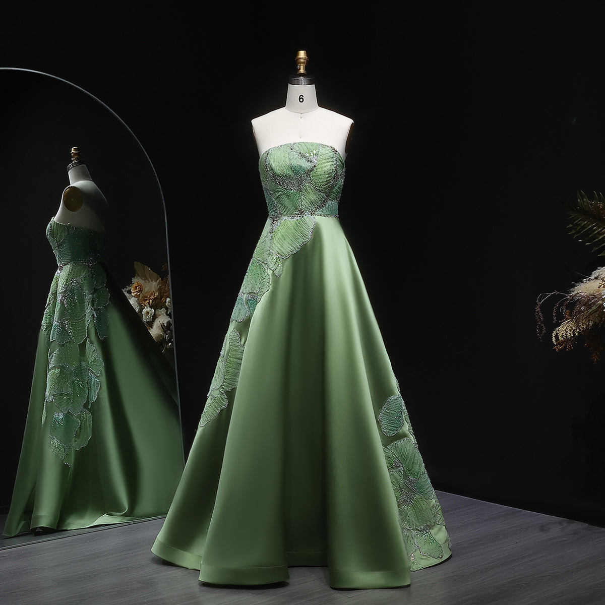 Luxury Embroidered Green Strapless Satin Evening Dress XD077