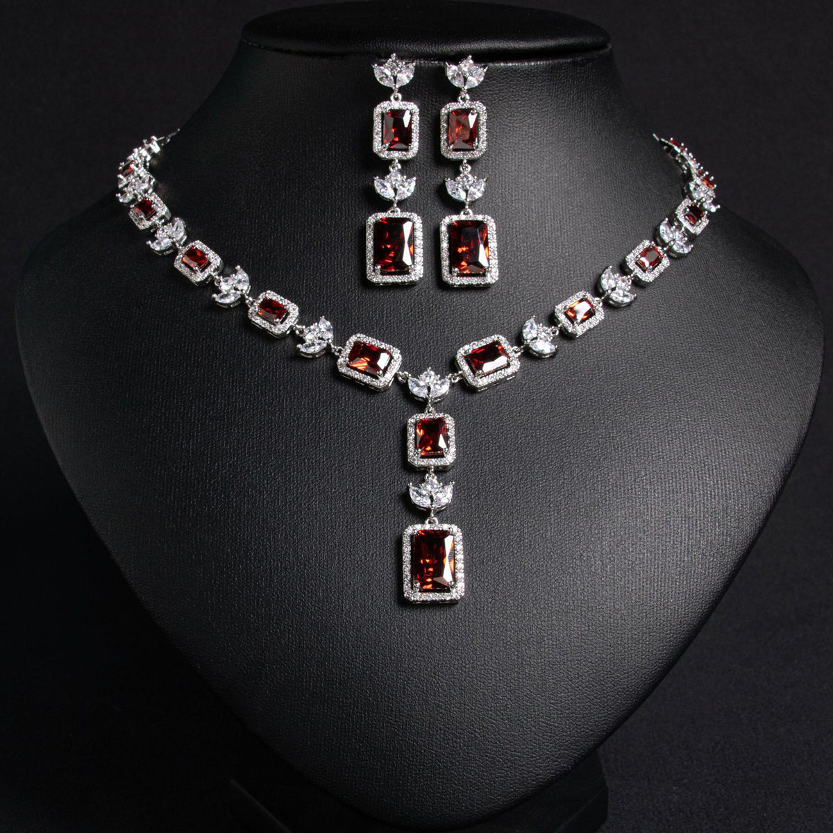 Tassel Pendant Necklace and Earring Set JW015