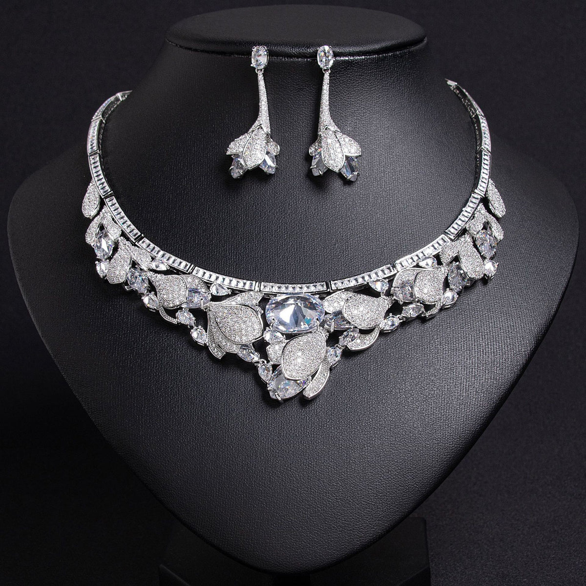 3D Floral Teardrop Necklace and Earring Set JW029