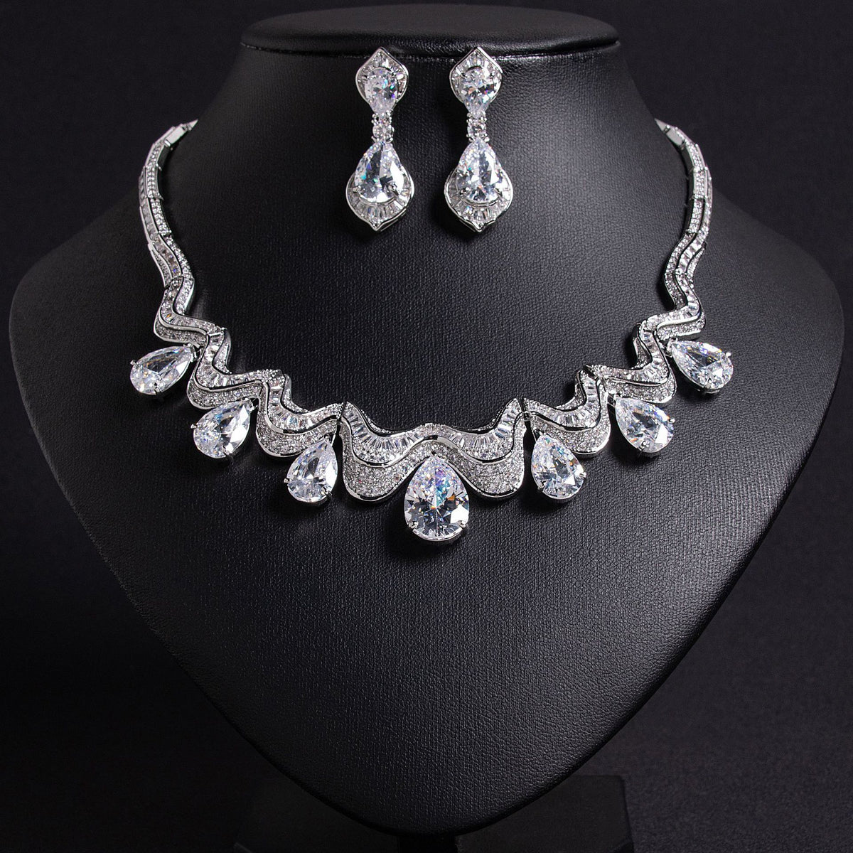 Elegant Teardrop Zircon Necklace and Earring Set JW046