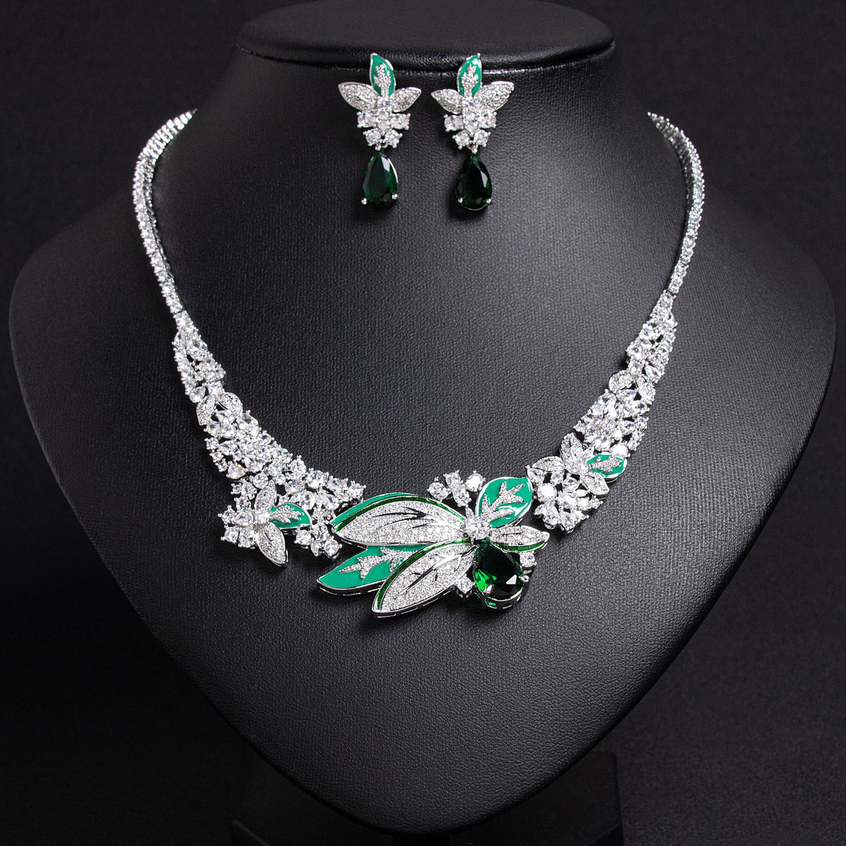 Elegant 3D Floral Necklace and Earring Set JW052