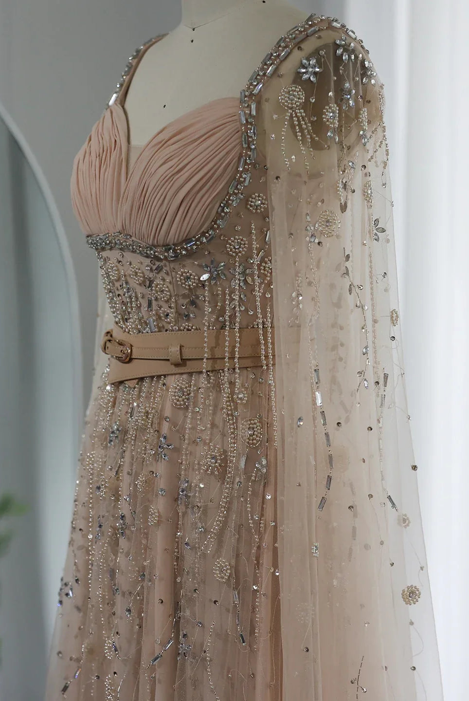 Dreamy Vow Arabic Champagne Dubai Evening Dresses Luxury 2023 Celebrity Beaded Tassel High Slit Women Wedding Party Dress 376