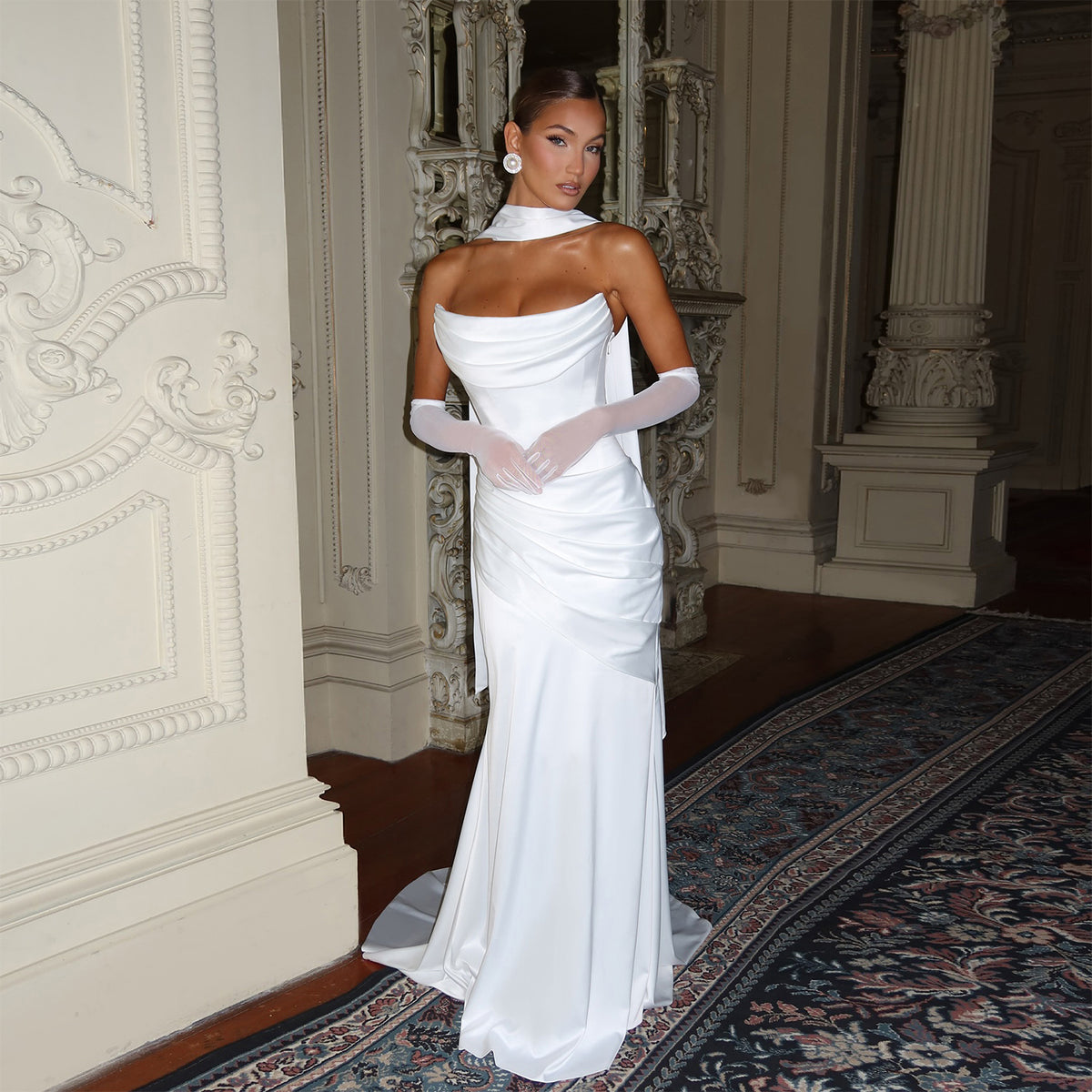 Elegant White Satin Mermaid Evening Dress with Gloves and Scarf SF028