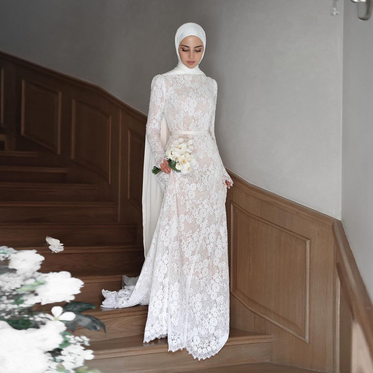Elegant Hijab-Style Lace Fitted Wedding Dress with Overskirt SW532