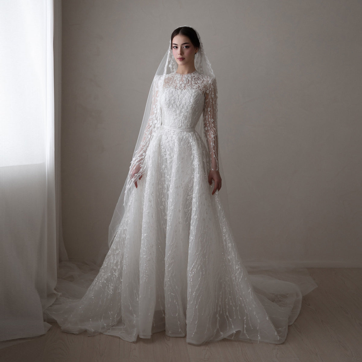 Elegant Sequins Beaded Lace Long Sleeve Wedding Dress SW525