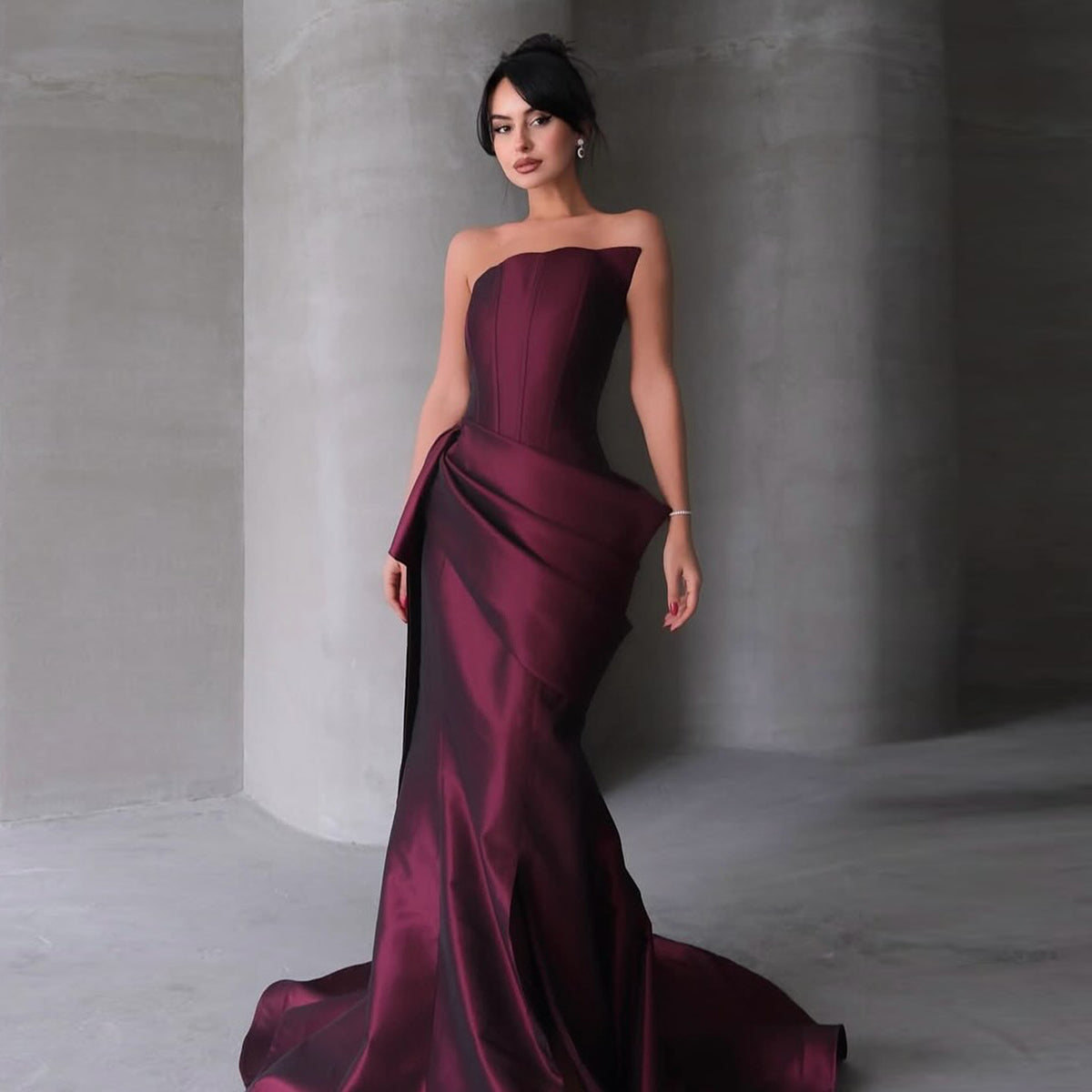 Luxury Burgundy Satin Strapless Draped Train Evening Dress SF494