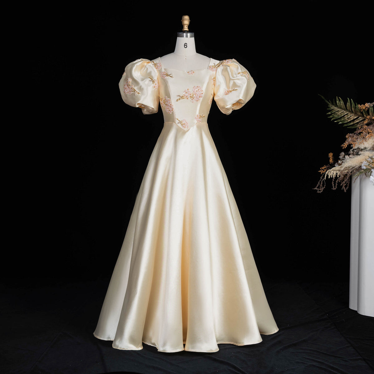 Luxury Champagne Satin Short Sleeve Evening Dress with Floral Embroidered SF516