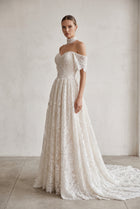 Elegant Off White Lace Pearl Embroidery Ball Gown Wedding Dress SW652