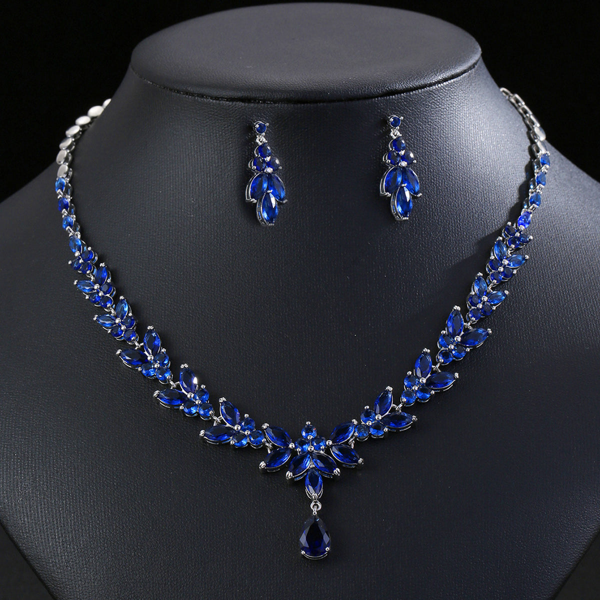 Titanium Steel Zircon Necklace and Earring Set JW002