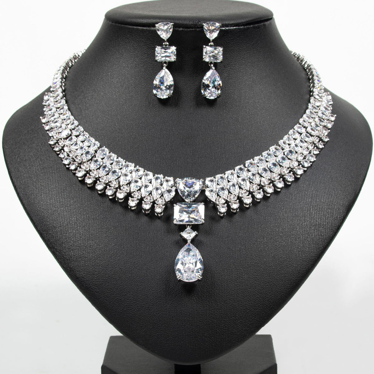 Zircon Teardrop Necklace and Earring Set JW039