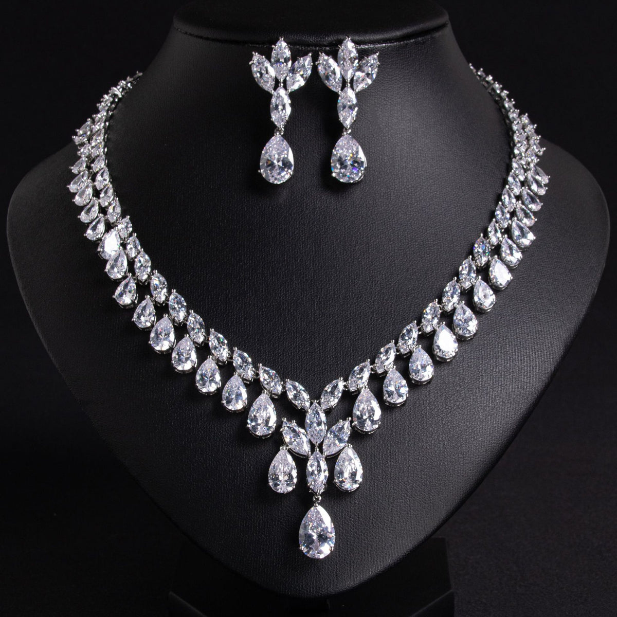 Teardrop Cubic Zirconia Necklace and Earring Set JW040