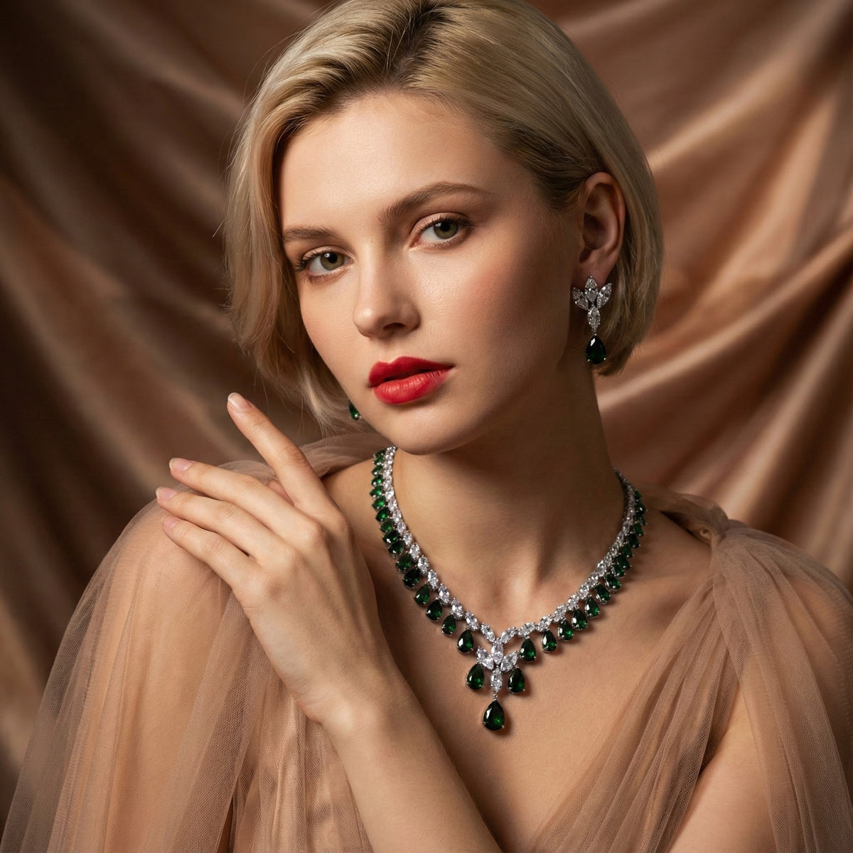 Teardrop Cubic Zirconia Necklace and Earring Set JW040