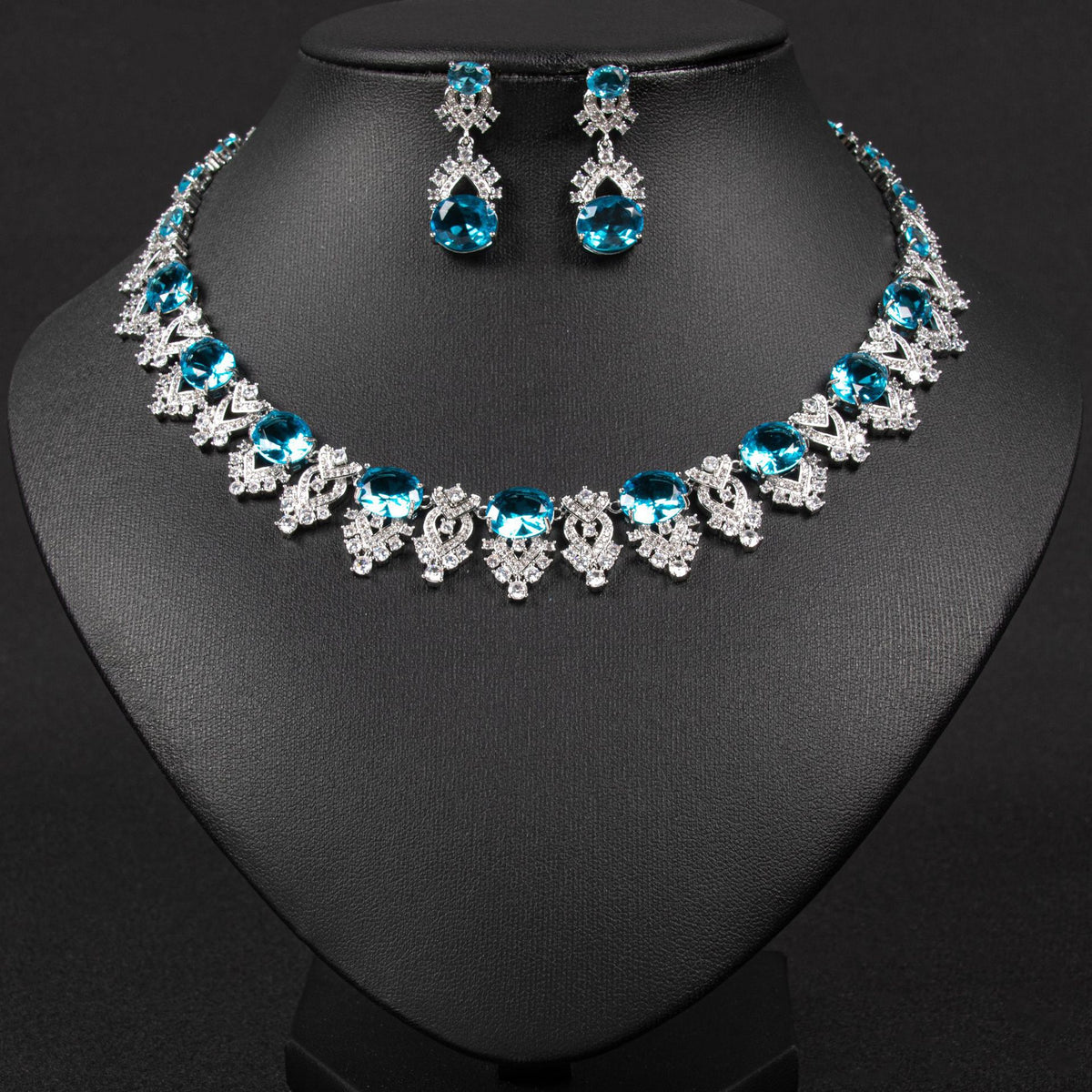 Round Gemstone Necklace and Earring Set JW041