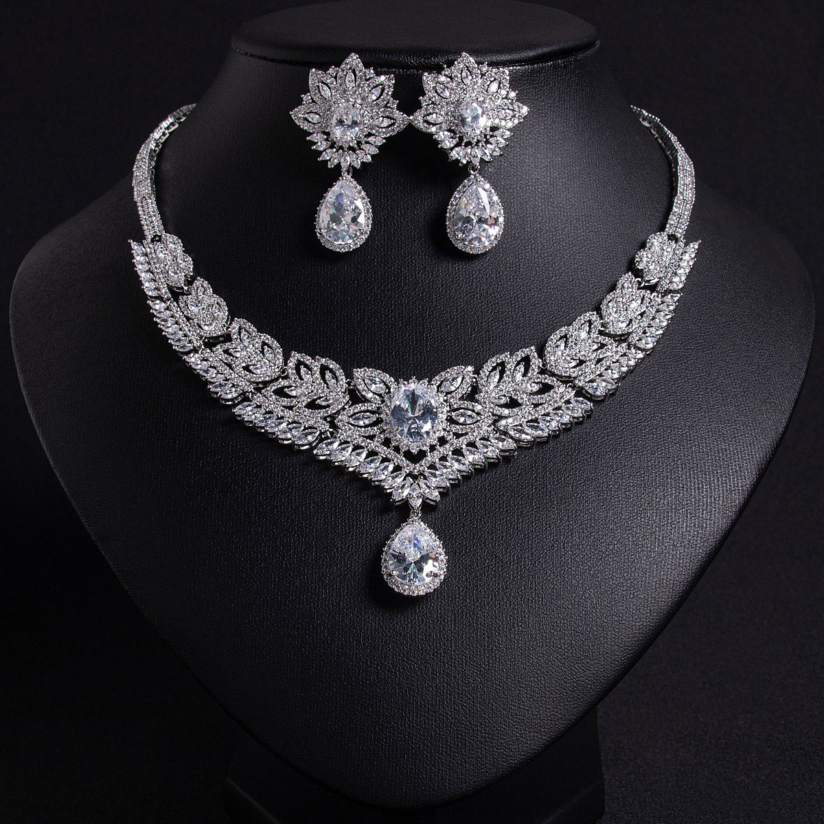 Teardrop Flower Petal Necklace and Earring Set JW042