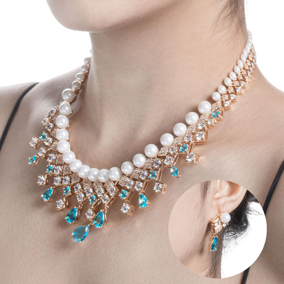 Vintage Palace Teardrop Necklace and Earring Set JW043