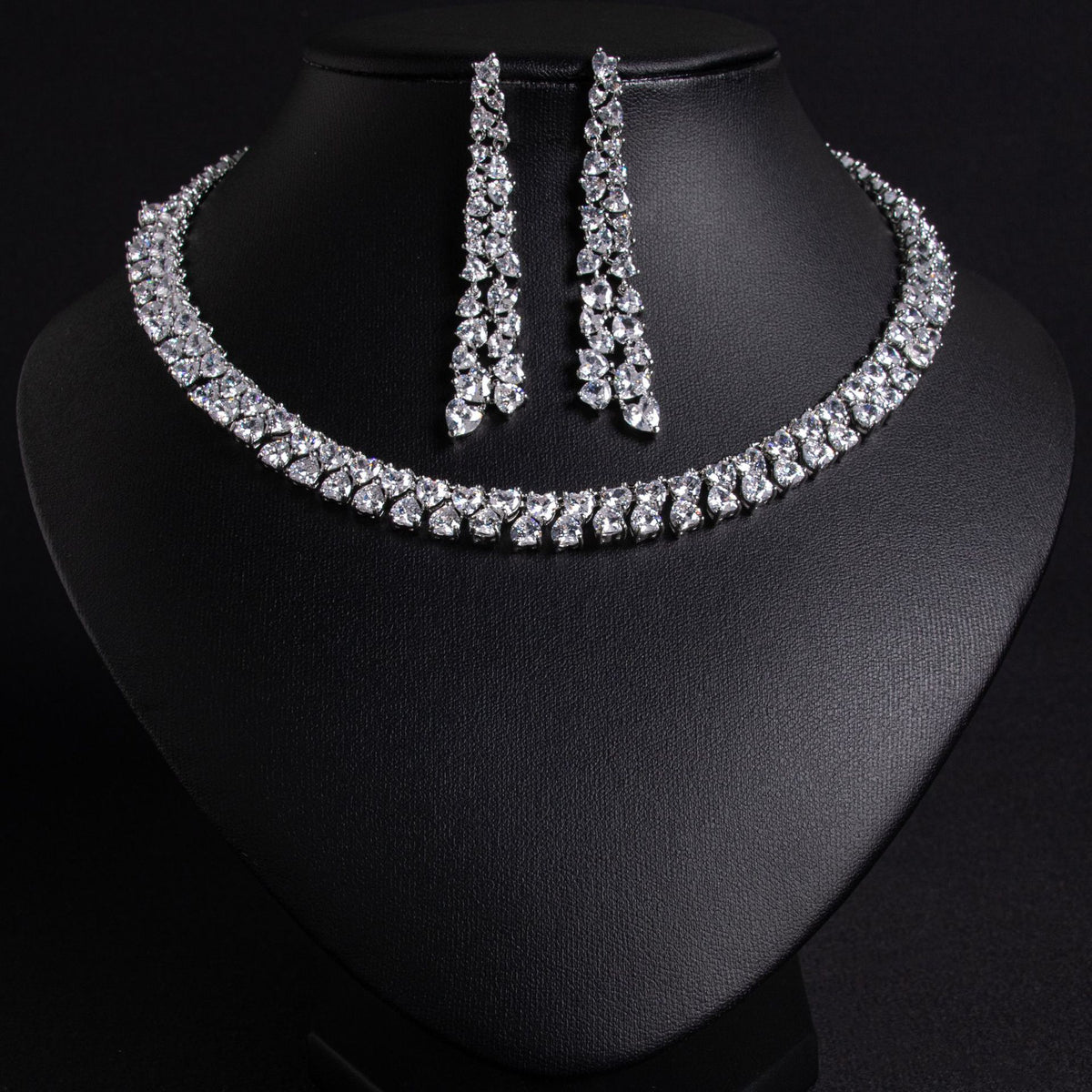 Elegant Diamond Necklace and Earring Set JW045