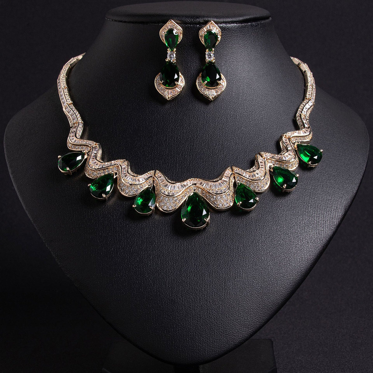 Elegant Teardrop Zircon Necklace and Earring Set JW046