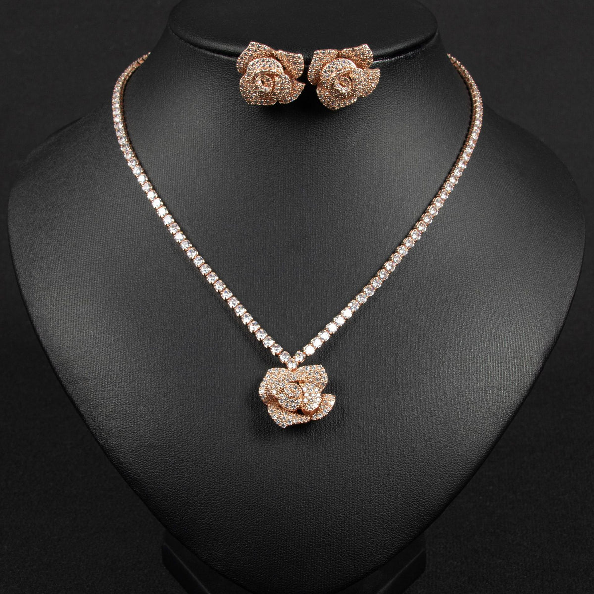 Rose Shaped Zircon Necklace and Earring Set JW051