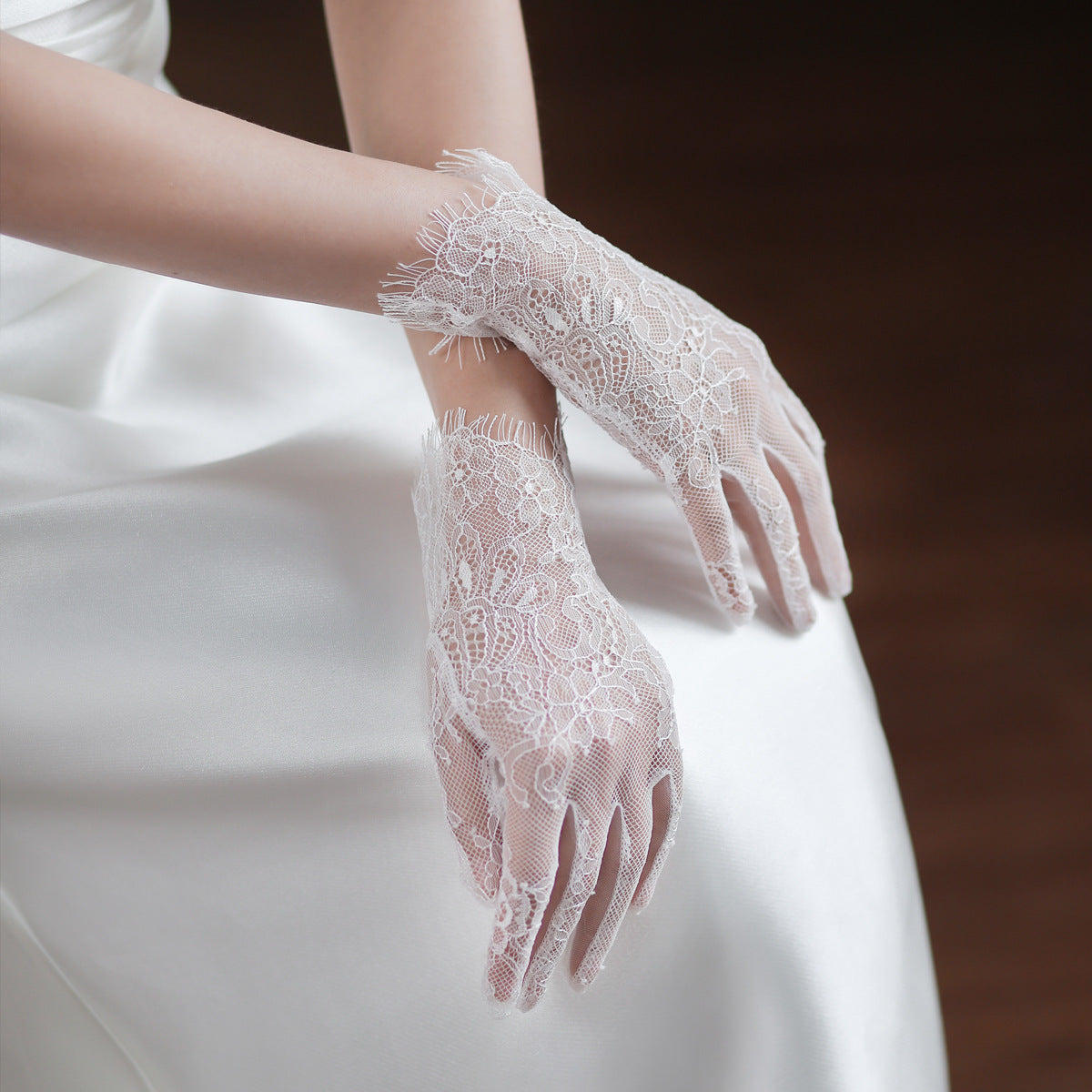 Short Lace Bridal Gloves for Wedding & Formal Events GL009
