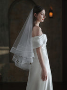 White Horsehair Hem Tiered Fingertip Length Bridal Veil BV008