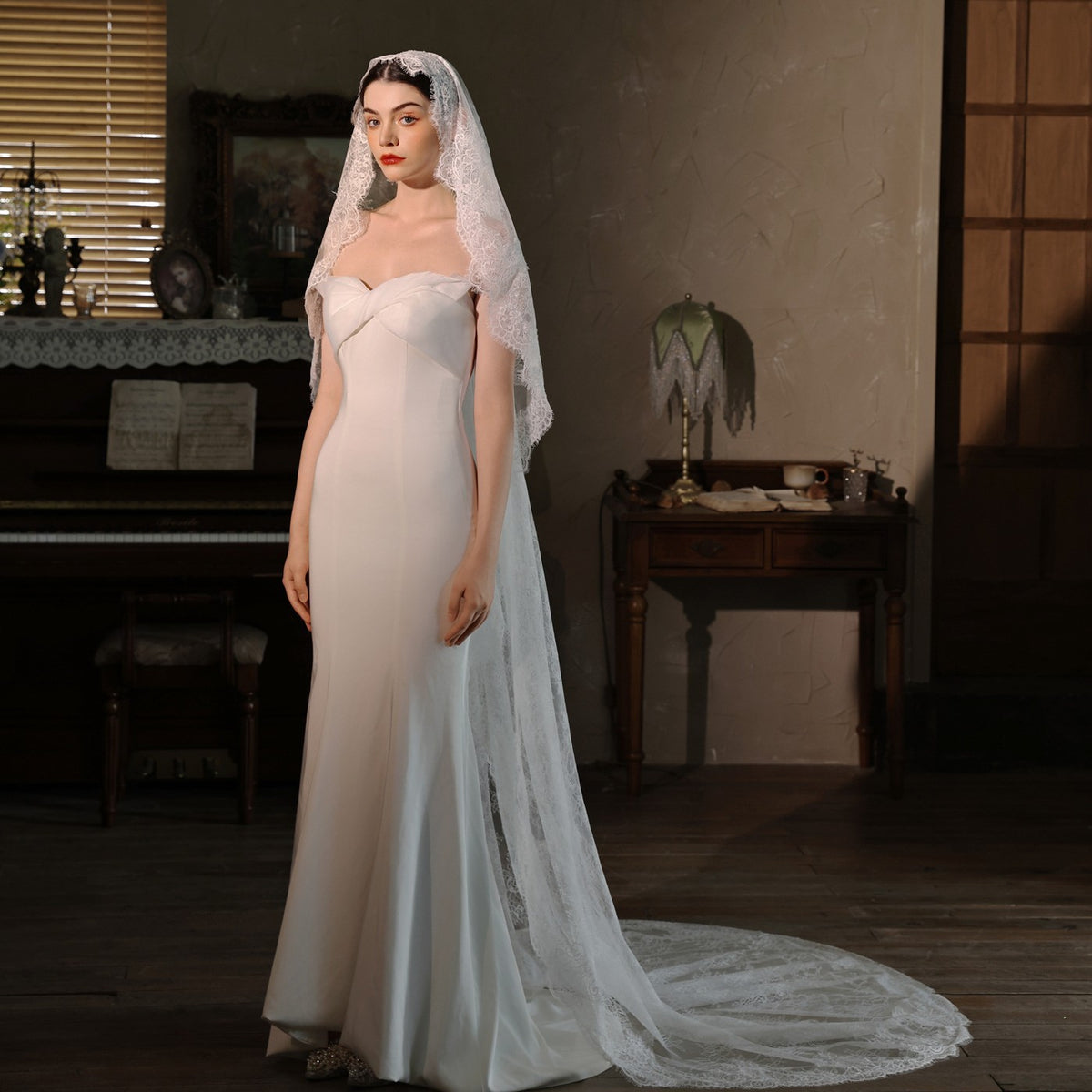 Cathedral Length Eyelash Lace Bridal Veil BV001