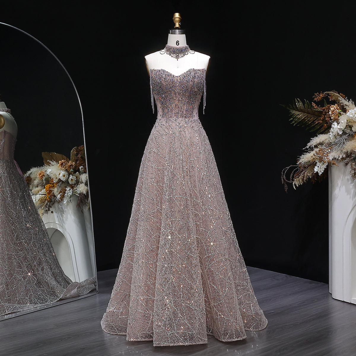 Exquisite Pink Halter Neck Crystal Beaded Evening Dress