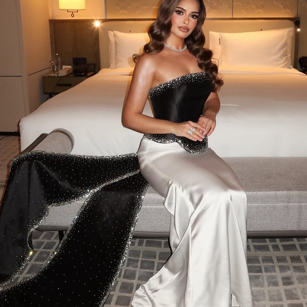 Luxury Black and White Beaded Strapless Evening Dress SF308